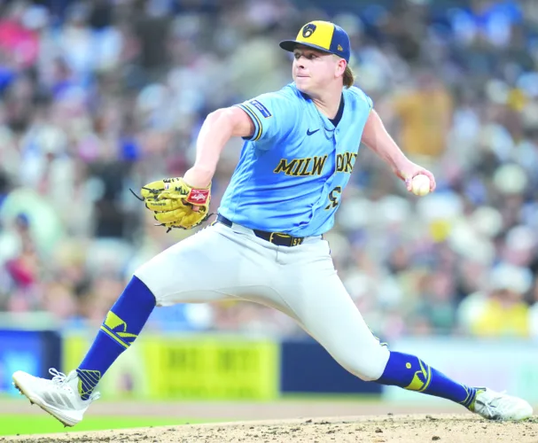 Brewers cooled off a bit with loss in San Diego